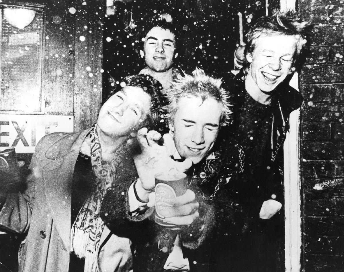 El grupo de punk Sex Pistols hizo una versión del 'God Save the Queen' para el primer Jubileo de Isabel II.