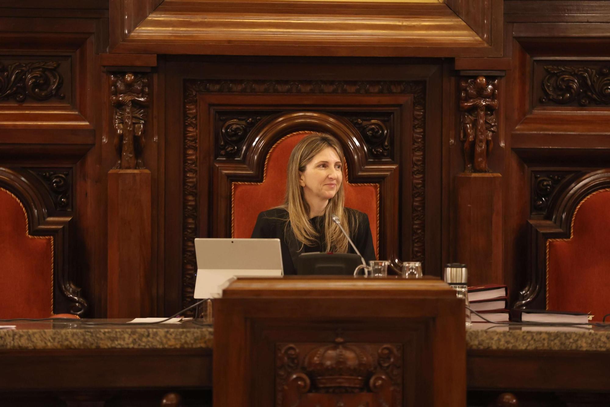 Los presupuestos de A Coruña para 2025 pasan por el pleno municipal