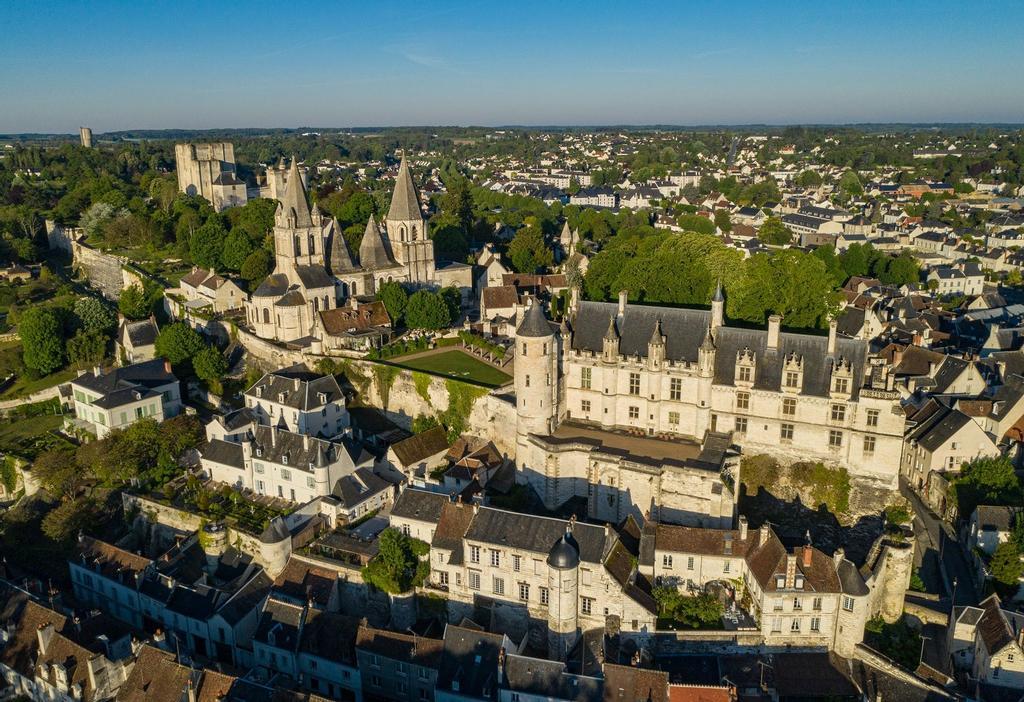 Vista general de Loches. 