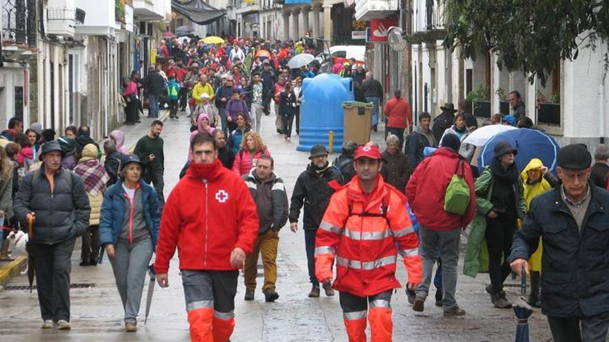 Alumnos del colegio Maristas de Navalmoral recorren el domingo la ruta del Emperador Jarandilla-Yuste