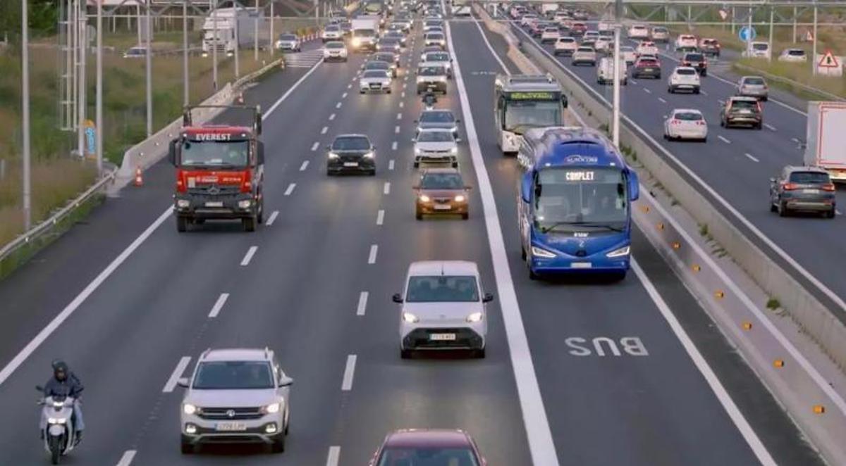 La Direcció General de Trànsit amplia els carrils VAO i endureix el seu ús el 2026
