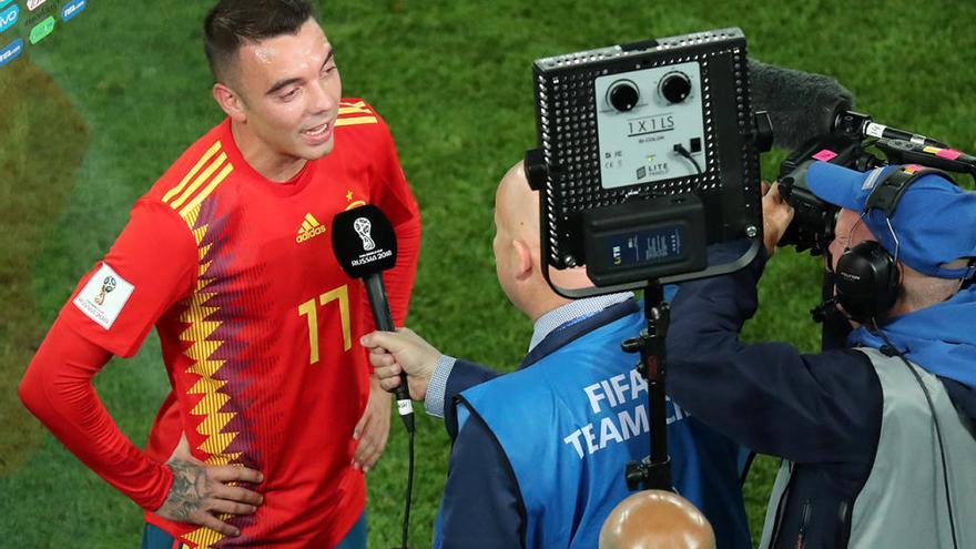 Iago Aspas atiende a los medios tras el España - Marruecos // Agencias