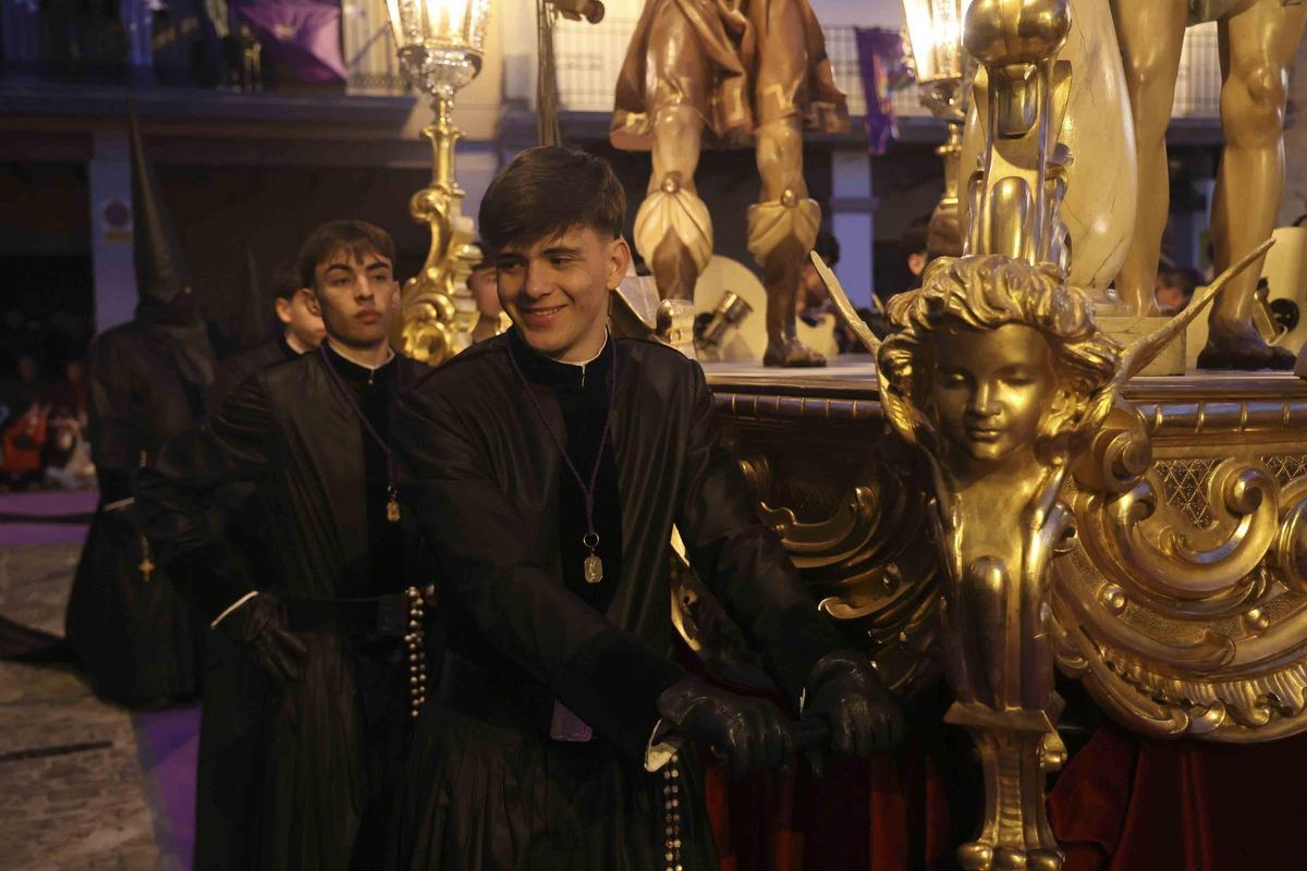 Las imágenes que dejó la Procesión de Viernes Santo en Sagunt