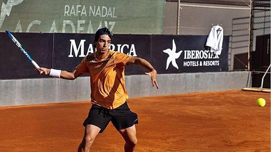 Pedro Vives, durante su partido de ayer.