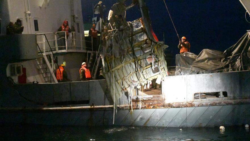 Hallan la caja negra del avión ruso estrellado en el Mar Negro