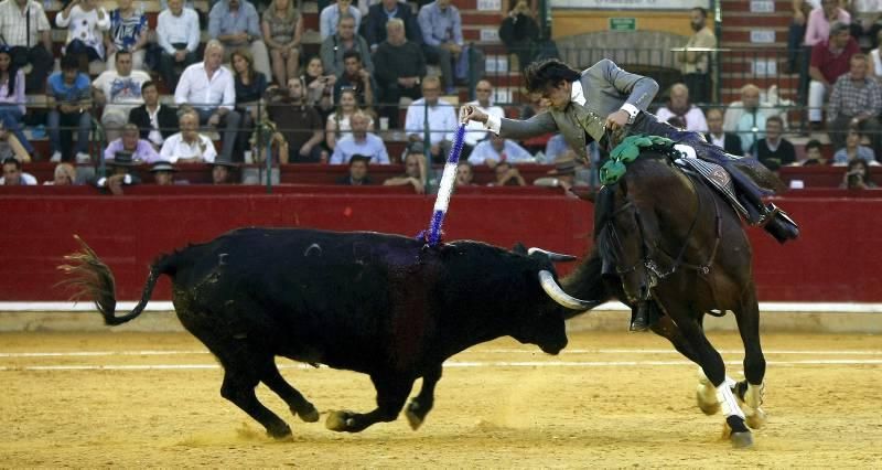 Toros: segundo día de Feria, lunes 12 de octubre de 2015