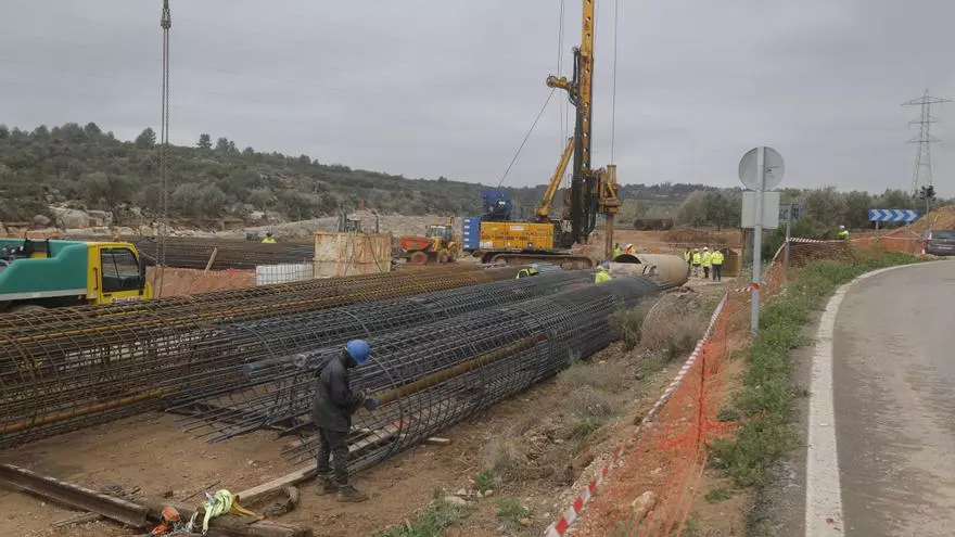 Así avanzan las obras de reconstrucción de la línea de Cercanías C3 entre València a Utiel
