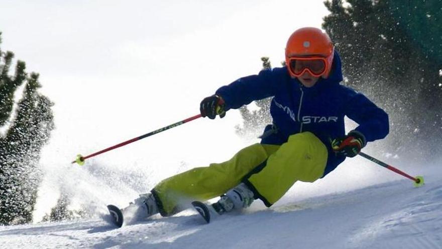 10 pautes per esquiar de manera segura i preservar la teva salut