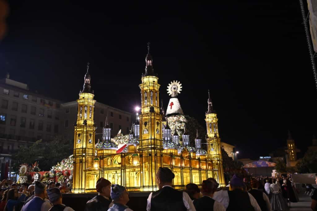 El Rosario de Cristal, uno de los momentos más emocionantes de las Fiestas del Pilar