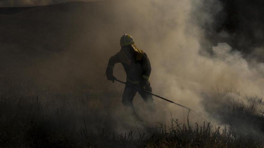 Incendio en Padrenda. // Brais Lorenzo