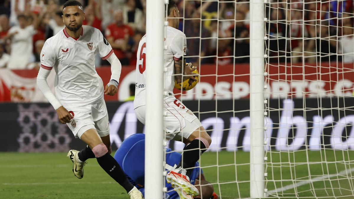 Encuentro de Liga en el Ramón Sánchez-Pizjuán.