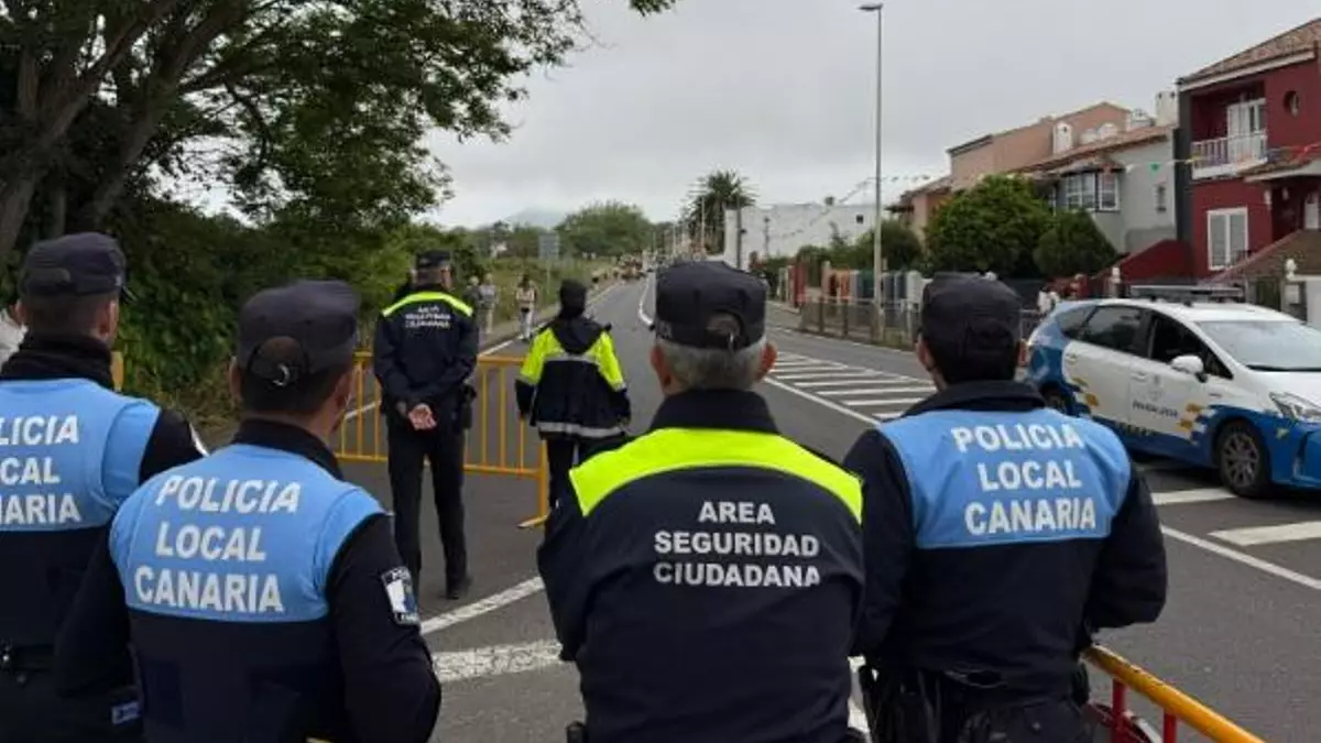 El déficit de policías locales obliga a contratar seguridad privada para el Ayuntamiento de La Laguna