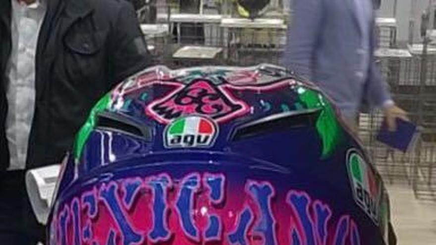 El casco que personalizó Luis Salom