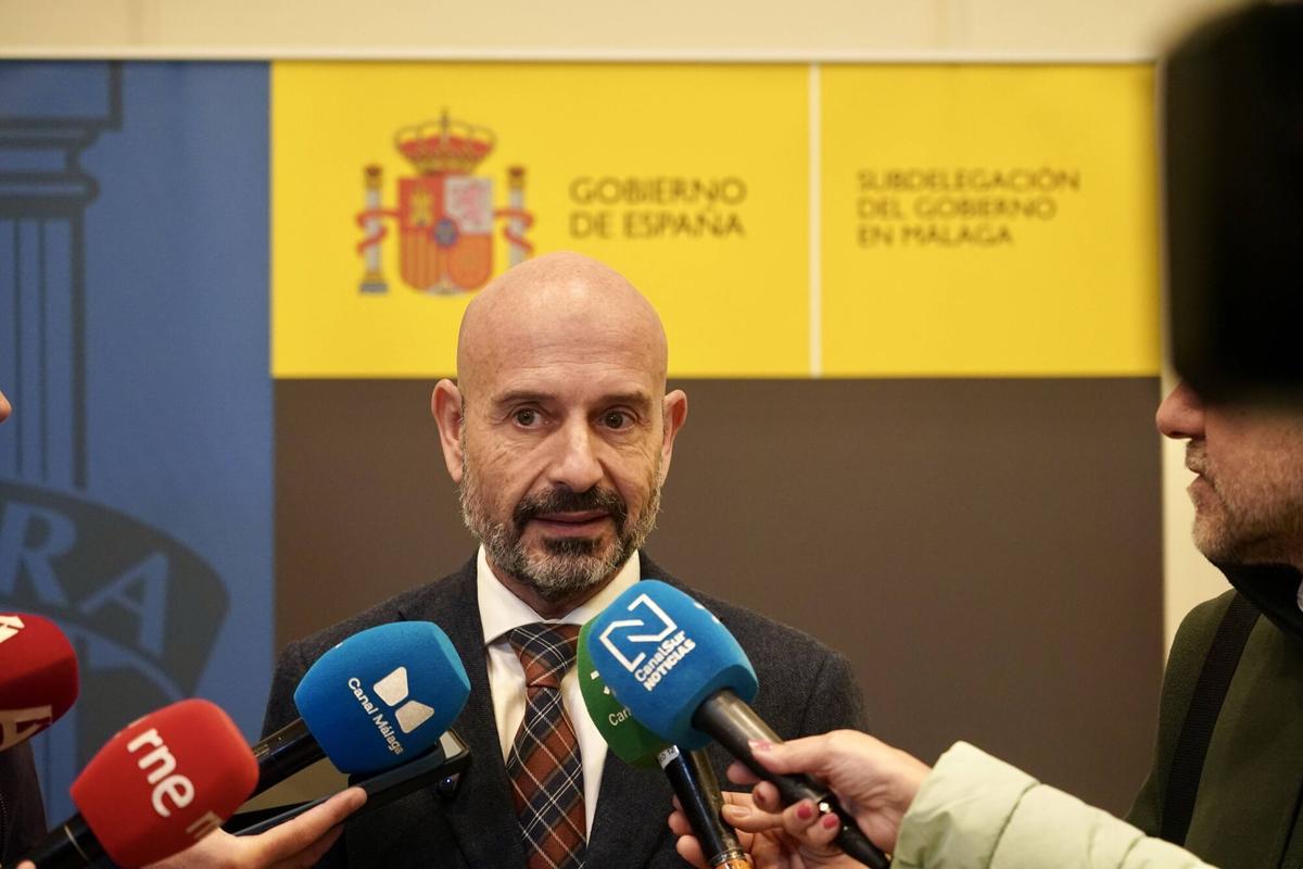 El subdelegado del Gobierno en Málaga, Javier Salas destaca que la Semana Santa transcurre sin incidentes de importancia