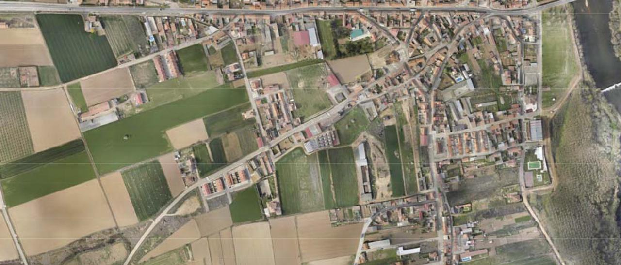 Vista aérea del casco urbano de Santa Cristina de la Polvorosa