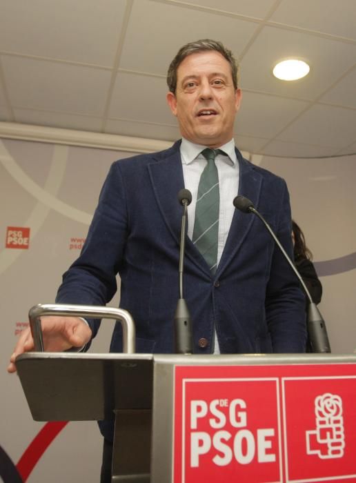 Besteiro anuncia su dimisión como líder del PSdeG