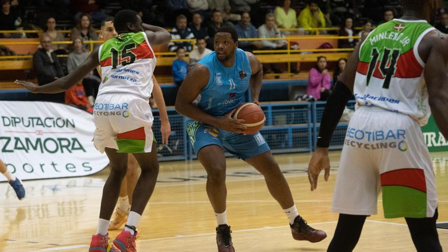 El CB Zamora Enamora retoma la competición frente al Basket Navarra
