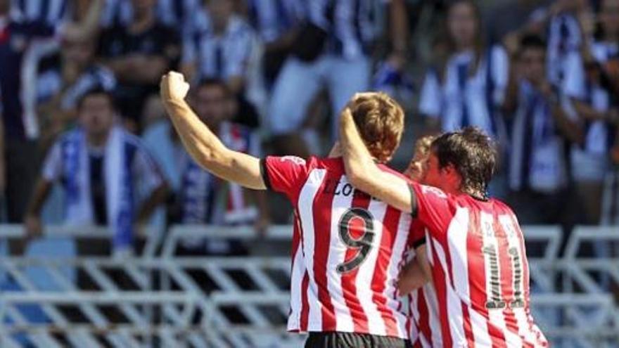 Llorente celebra su gol.