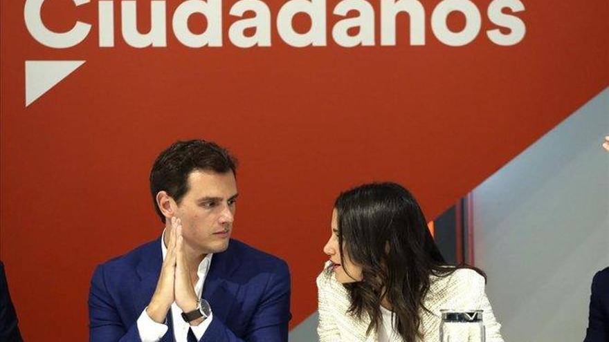 Albert Rivera, sobre Ada Colau: &quot;No nos olvidemos, es independentista&quot;