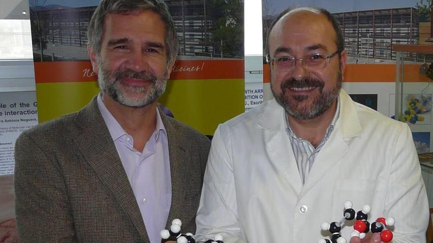 Los profesores de la UIB, Xavier Busquets y Pablo Escribá.