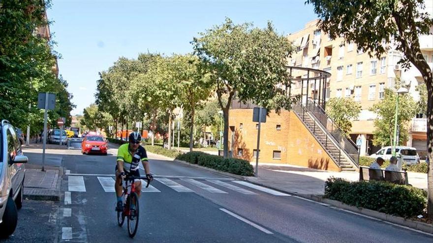 Un coche atropella a una mujer en un paso de peatones de la calle Juan Solano Pedrero de Cáceres