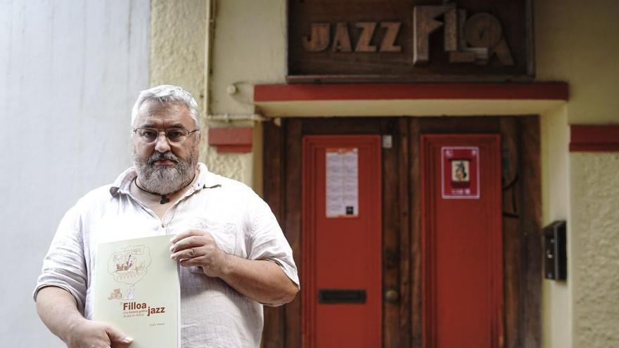"A Coruña tiene dos faros: la Torre de Hércules y el Jazz Filloa": 45 años de música en 880 imágenes