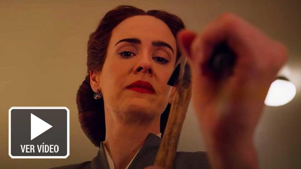 Sarah Paulson interpreta a Mildred Ratched.