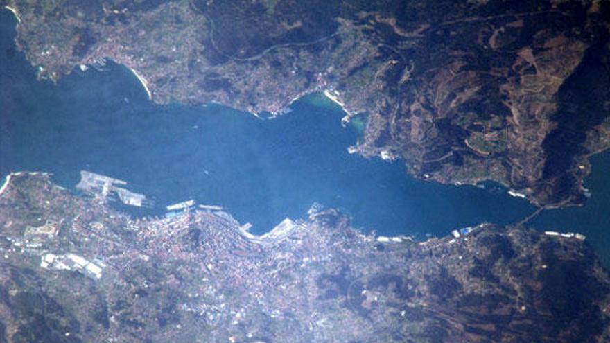 Fotografía de la Ría de Vigo tomada por el astronauta japonés Soichi Noguchi desde la Estación Espacial Internacional.