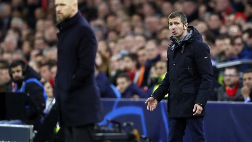 Ten Hag y Celades, en un momento del partido.