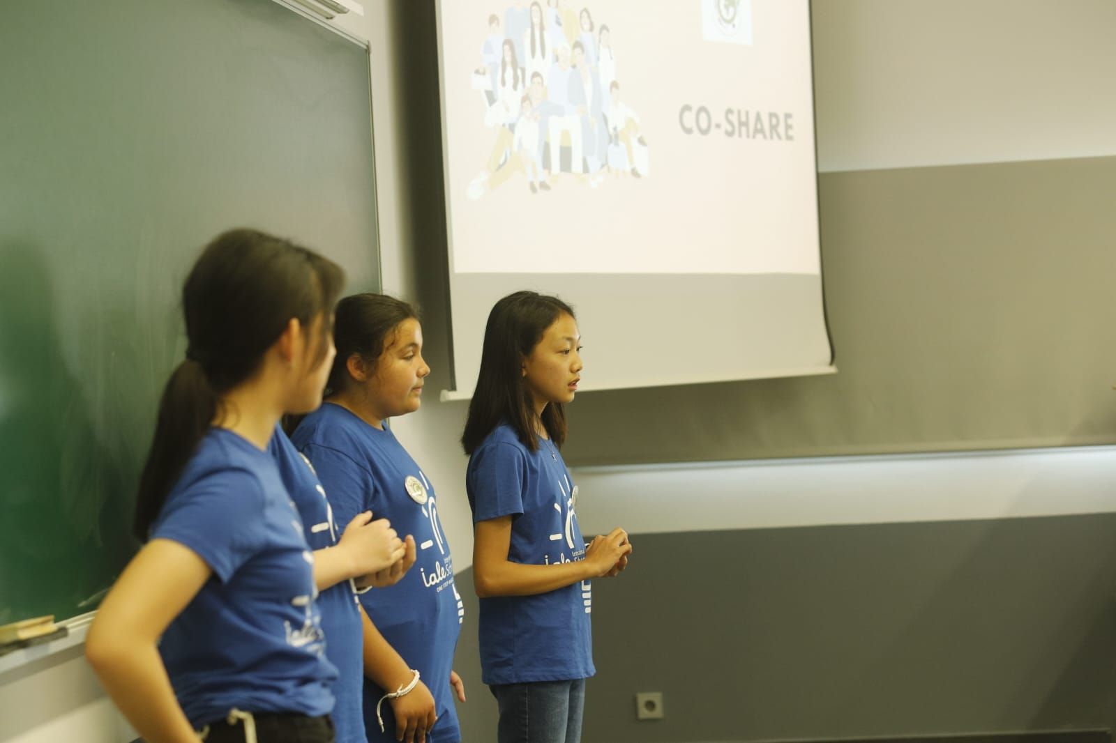 Un concurso reta a las niñas a crear aplicaciones para mejorar la sociedad