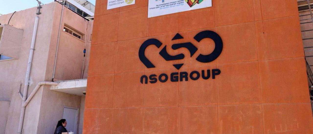 Oficines del grup NSO, companyia creadora del software d’espionatge Pegasus, a Israel. | MENAHEM KAHANA (AFP)