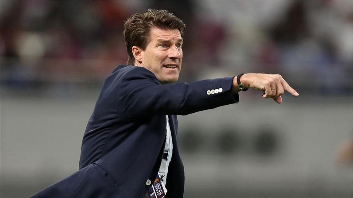 Laudrup analiza al posible equipo de Iniesta