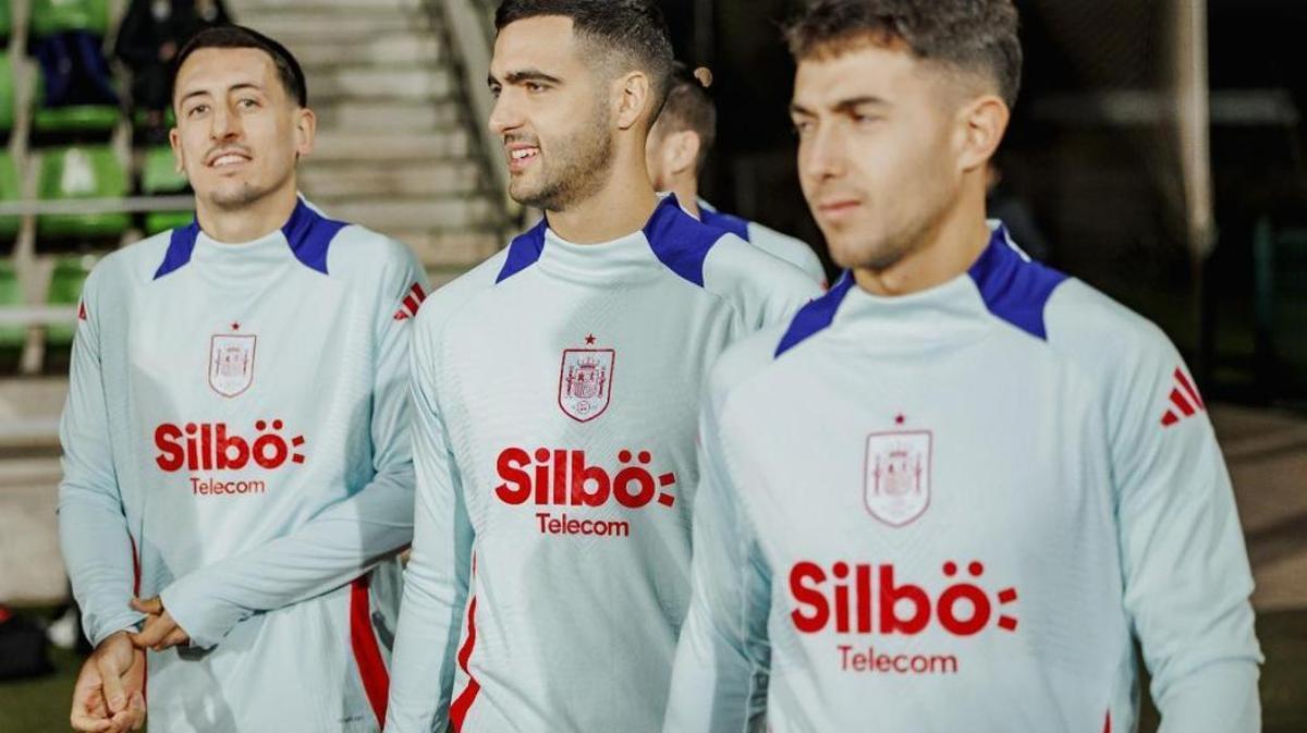 Oyarzabal, Merino y Zubimendi, en un entrenamiento de España en Las Rozas