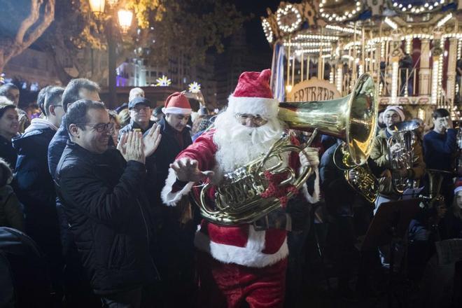 Concierto de Navidad a base de tuba y bombardino