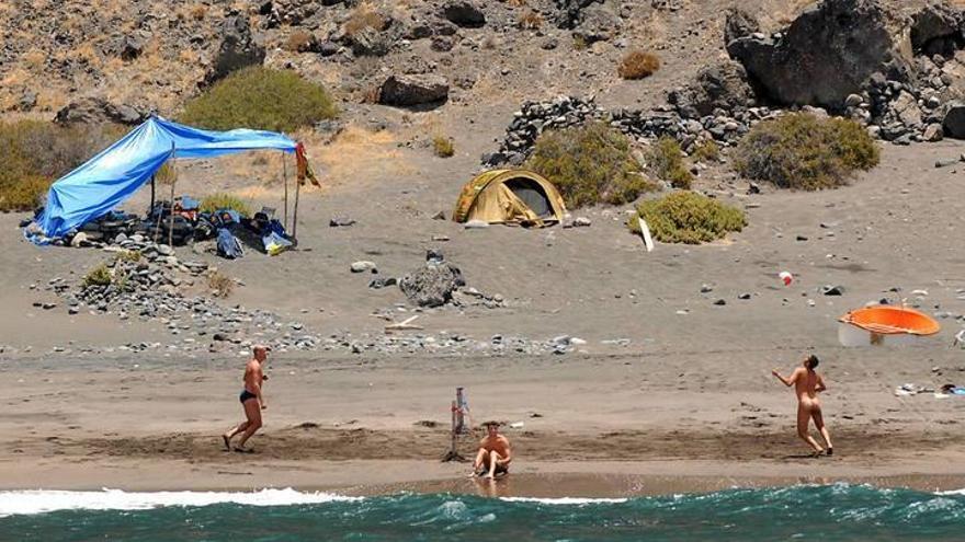 Salvamento y Cruz Roja auxilian a 30 turistas &#039;olvidados&#039; en Güigüi