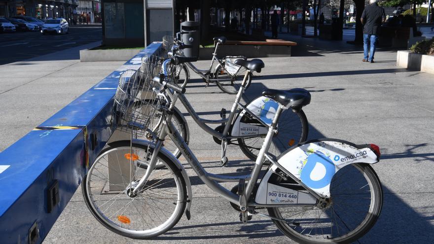 La ampliación del servicio de Bicicoruña, con las primeras bicis eléctricas, comenzará este mes
