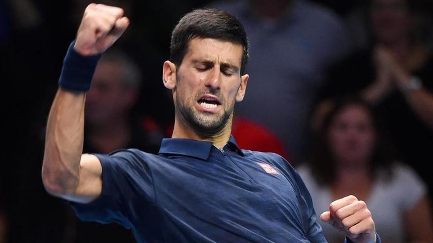 Djokovic empieza con susto en Masters