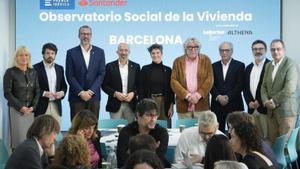 Els grans problemes de l’habitatge són la falta de terra i de col·laboració