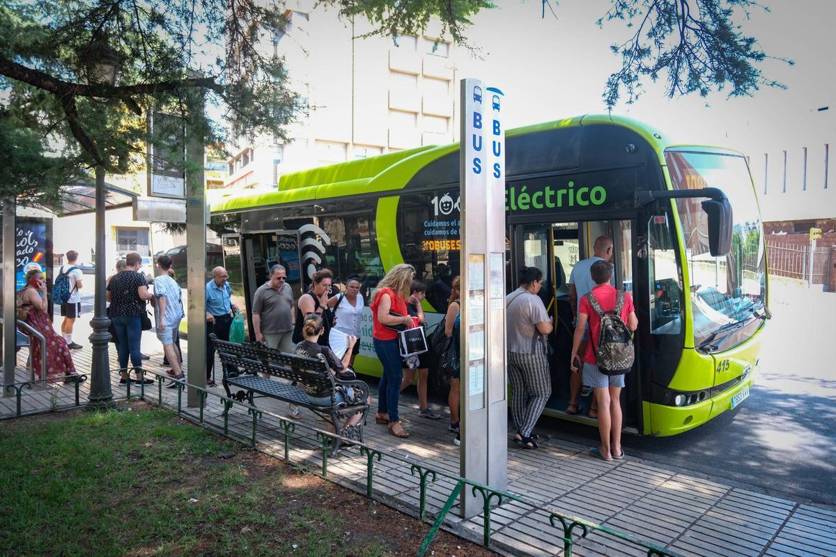Uno de los autobuses urbanos de Badajoz.