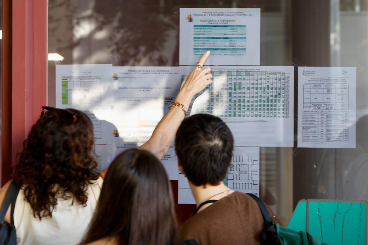 Alumnos de la convocatoria extraordinaria de la PAU.