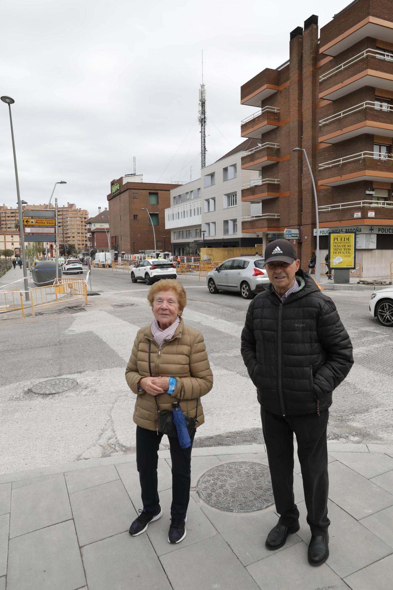 La obra de Pablo Iglesias llega al último día sin convencer a vecinos ni al Ayuntamiento (en imágenes)