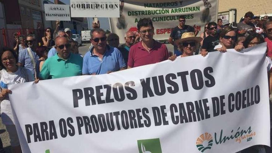 Representantes dezanos en la manifestación de ayer en Valladolid.