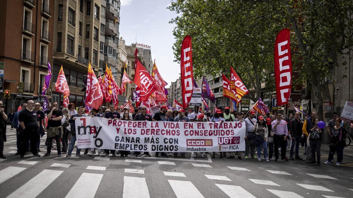 Los sindicatos de Aragón se rearman en afiliados y delegados pese a la ...