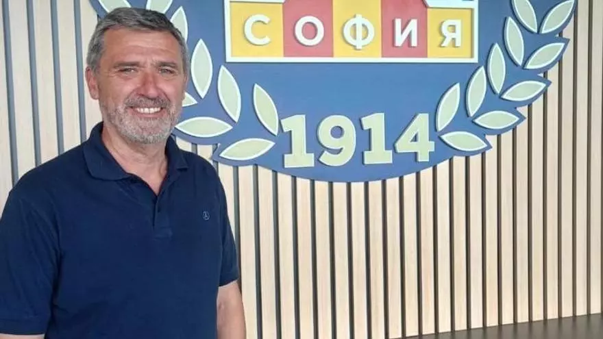 Emilio Larraz, exentrenador del Deportivo Aragón: “El último año fue duro y al irme estaba mal, pero al mirarlo con perspectiva el trabajo fue bueno”