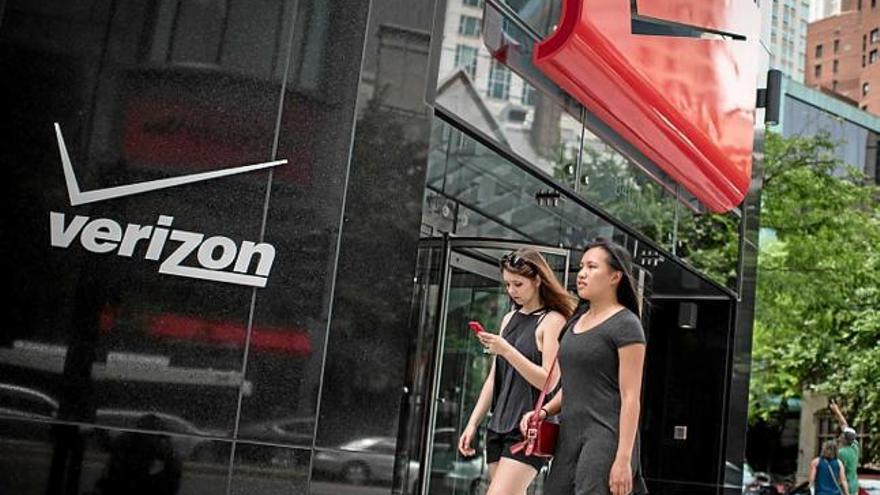 Exterior d&#039;un establiment de Verizon a Chicago