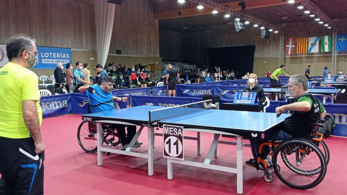 Iván Pombo, a la izquierda, en el Campeonato de España. 