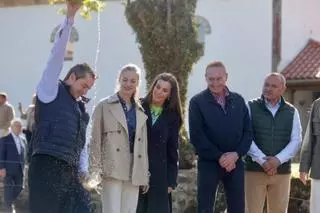 La anécdota viral de Leonor de Borbón en el Pueblo Ejemplar: "A ver si aprendo a escanciar sidra"