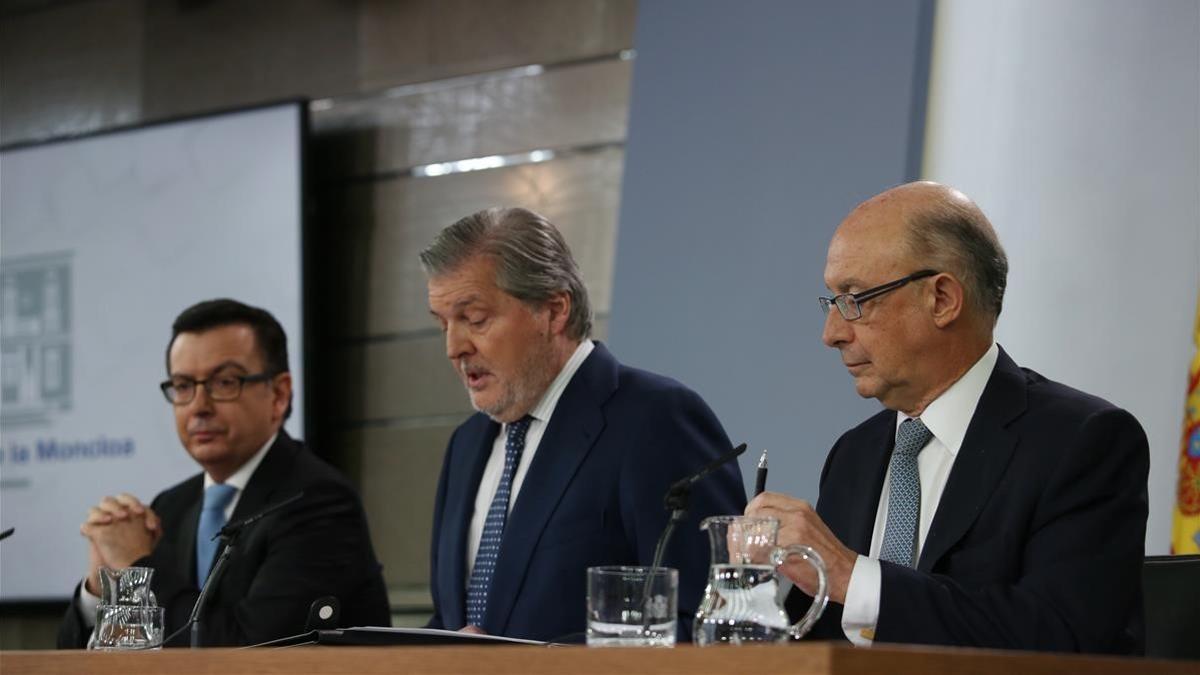 Ramón Escolano, Íñigo Méndez de Vigo y Cristobal Montoro