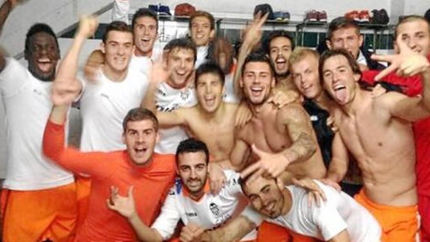 Los jugadores del Mestalla celebraron la victoria