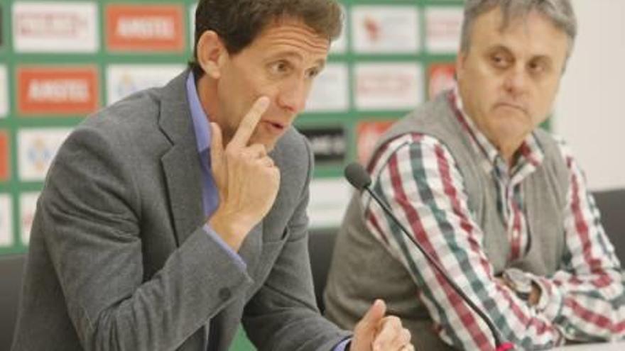 Ramón Planes: «El Elche tiene ahora una plantilla más equilibrada que en verano»